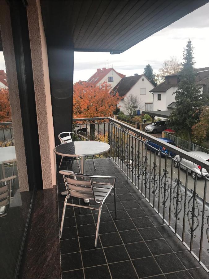 Fuer Pendler Und Monteure Oder Ferienwohnung Zum Erholen Ober-Ramstadt エクステリア 写真